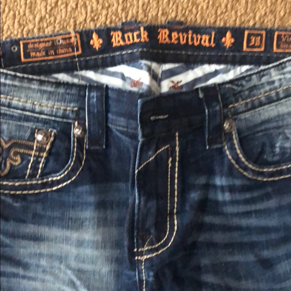 Men’s straight leg jeans